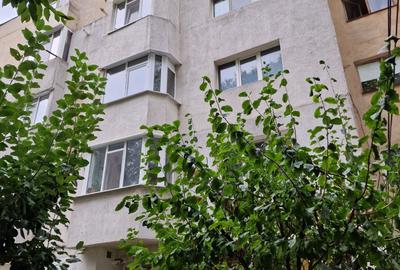 Garsonieră decomandată în Buzaului