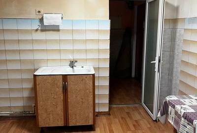 Apartament cu 2 camere decomandat în Calarași 4 - 4