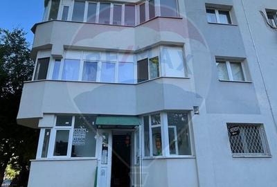 Apartament cu 4 camere decomandat, mobilat în Rahova