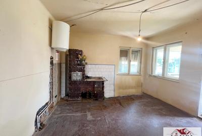 Casă individuală cu 3 camere cu Canalizare în Est - 5