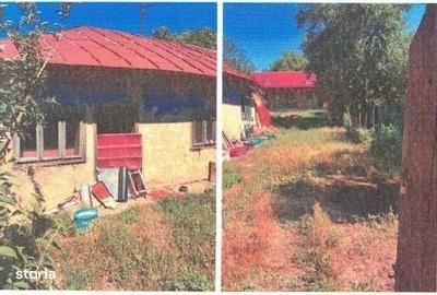 Casă cu 2 camere în Pădureni