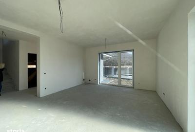 Casă cu 4 camere în Dezmir - 2