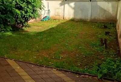 Casă cu 7 camere cu Canalizare în Colentina