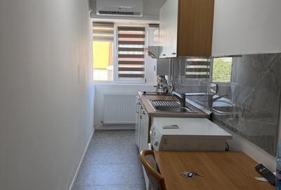 Garsonieră decomandată în Central