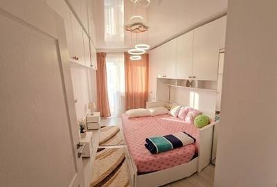 Apartament cu 3 camere în Km 4 - 4