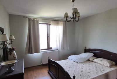 Casă individuală cu 5 camere cu Canalizare în Corunca - 9