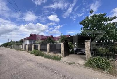 Casă cu 4 camere cu Teren 1150 Mp în Central