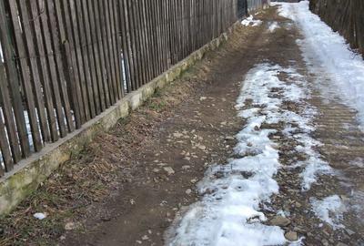 Teren de 1263 mp, în Aluniș - 10