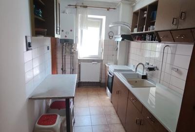 Apartament cu 3 camere în Grădiște - 3