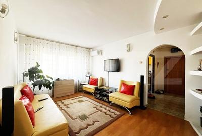 Apartament cu 3 camere decomandat, mobilat în Mircea cel Bătrân