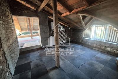 Casă cu 6 camere cu Canalizare în Pesac - 17