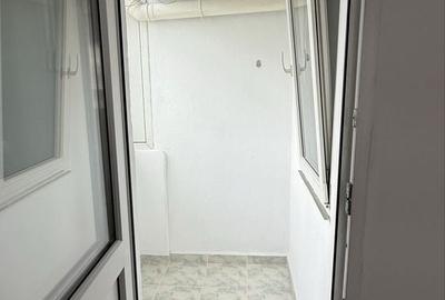Apartament cu 2 camere decomandat în Dristor