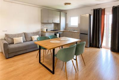 Apartament cu 3 camere decomandat, mobilat în Arhitecților - Calea Cisnădiei