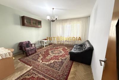 Apartament cu 2 camere decomandat, mobilat în Cetate