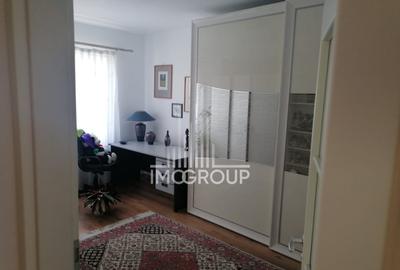 Apartament cu 3 camere decomandat, mobilat în Zorilor - 4