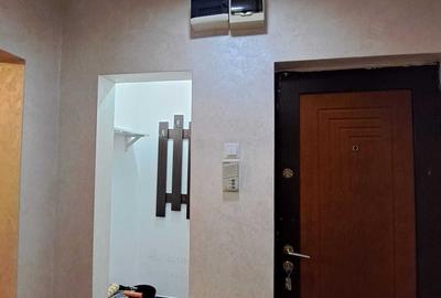 Apartament cu 2 camere semidecomandat în Mazepa 1