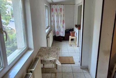 Apartament cu 2 camere decomandat în Buzaului