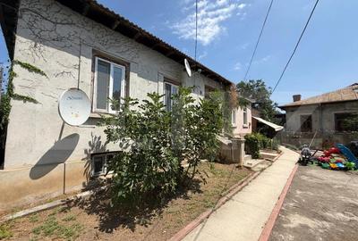 Casă cu Teren 357 Mp în Central
