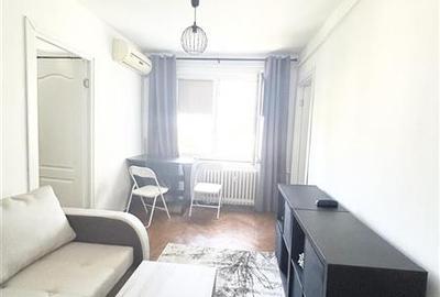 Apartament cu 2 camere semidecomandat, mobilat în Tomis Nord