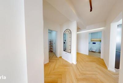 Apartament cu 4 camere, mobilat în Cristian