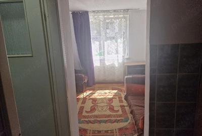 Apartament cu 2 camere semidecomandat în Dărmănești