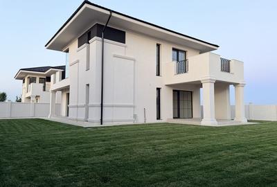 Casă cu 4 camere în Balciu