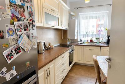 Apartament cu 2 camere decomandat în Central