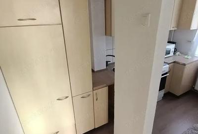 Apartament cu 2 camere decomandat în Micro III - 6