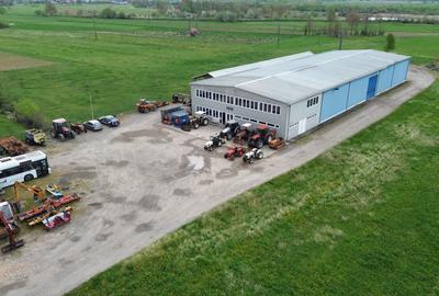 Spațiu industrial, de 1,400 mp, în Groși - 2