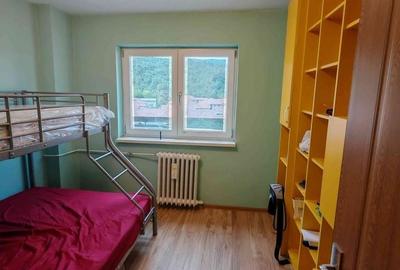 Apartament cu 3 camere decomandat în Est - 3