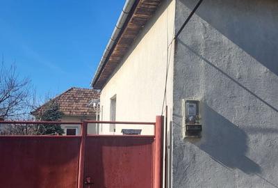 Casă cu 4 camere semidecomandat cu Teren 560 Mp în Șagu - 6