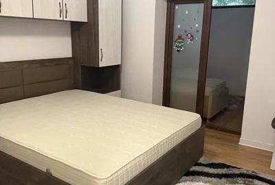 Apartament cu 2 camere decomandat în E3