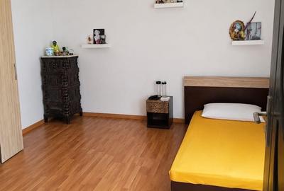 Casă cu 4 camere cu Teren 200 Mp în Exterior Vest