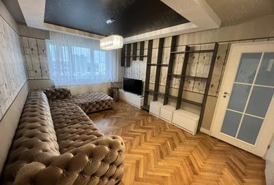 Apartament cu 3 camere semidecomandat în Semicentral