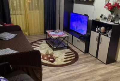 Apartament cu 2 camere semidecomandat în Ferentari