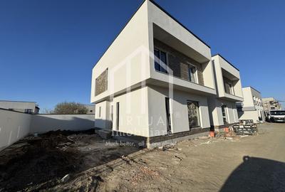 Casă individuală cu 4 camere cu Canalizare în Șelimbăr
