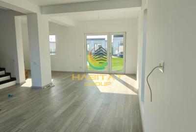 Casă cu 4 camere cu Teren 476 Mp în Vidra