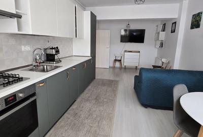 Apartament cu 2 camere decomandat în Runcu