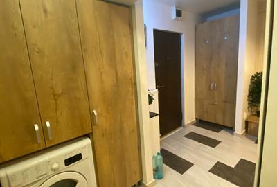 Apartament cu 2 camere semidecomandat, mobilat în Podu Roș - 3