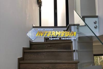 Duplex cu 4 camere cu Canalizare în Ultracentral - 8
