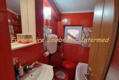 Casă cu 5 camere cu Teren 200 Mp în Central - 4