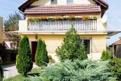 Casă cu 4 camere în Băcia