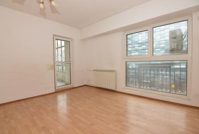 Apartament cu 4 camere decomandat în Victoriei - 11
