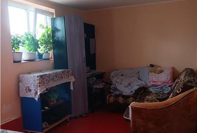 Casă cu 9 camere cu Teren 761 Mp în Cârlig - 20