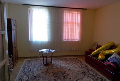 Casă individuală cu 5 camere cu Teren 2788 Mp în Covaci