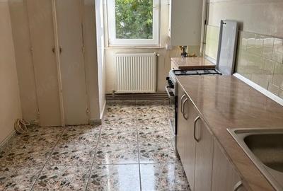 Apartament cu 2 camere decomandat în Central - 3
