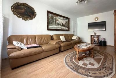 Apartament cu 3 camere decomandat în Central - 2