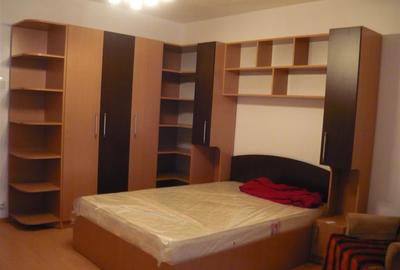 Garsonieră semidecomandată în Costin Georgian - 1