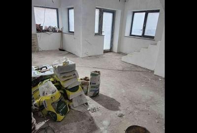 Spațiu comercial, de 250 mp, în Central - 12