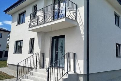 Casă cu 3 camere cu Teren 450 Mp în Burdujeni - 1